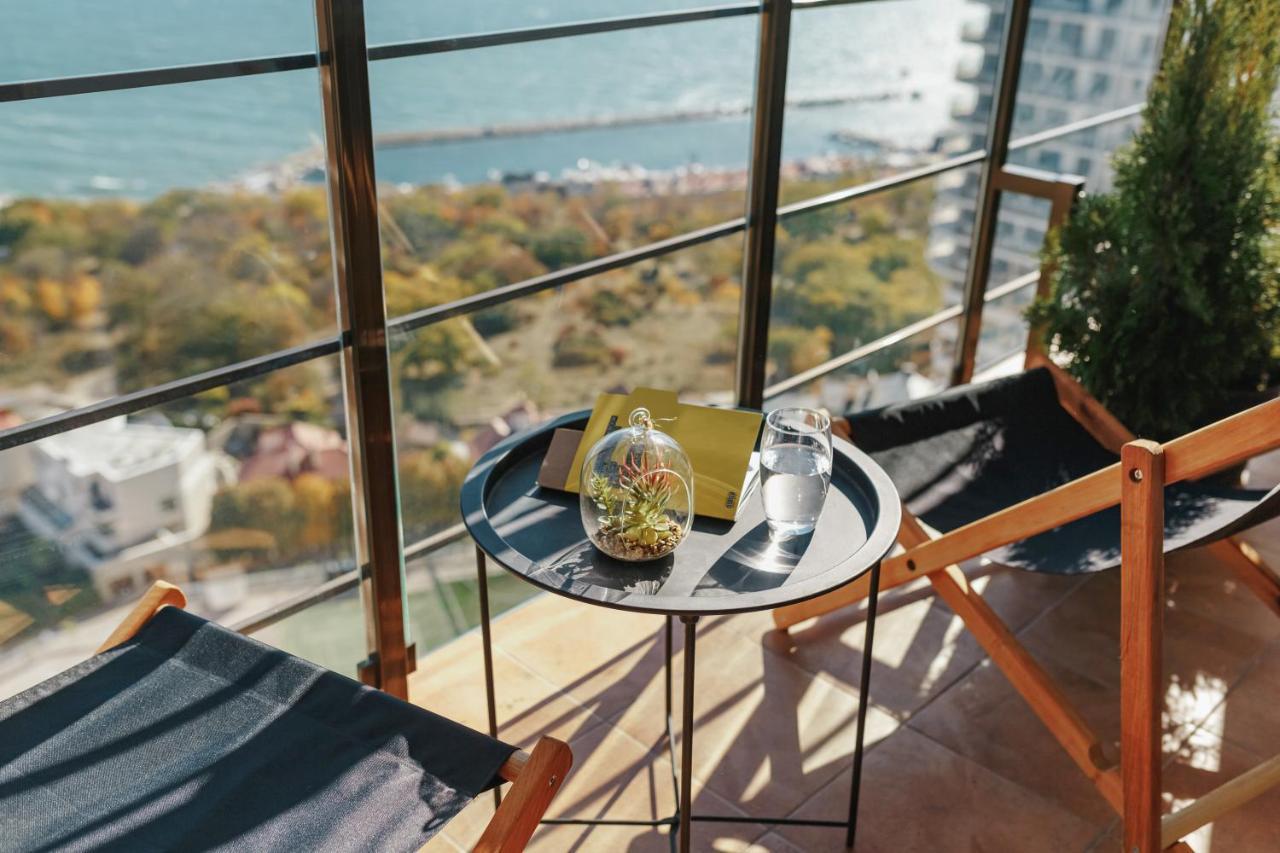 Sea & Sky Apartments Odessa Eksteriør billede
